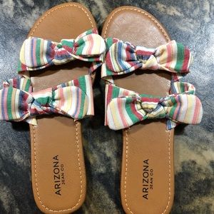 Arizona slip on flats:)